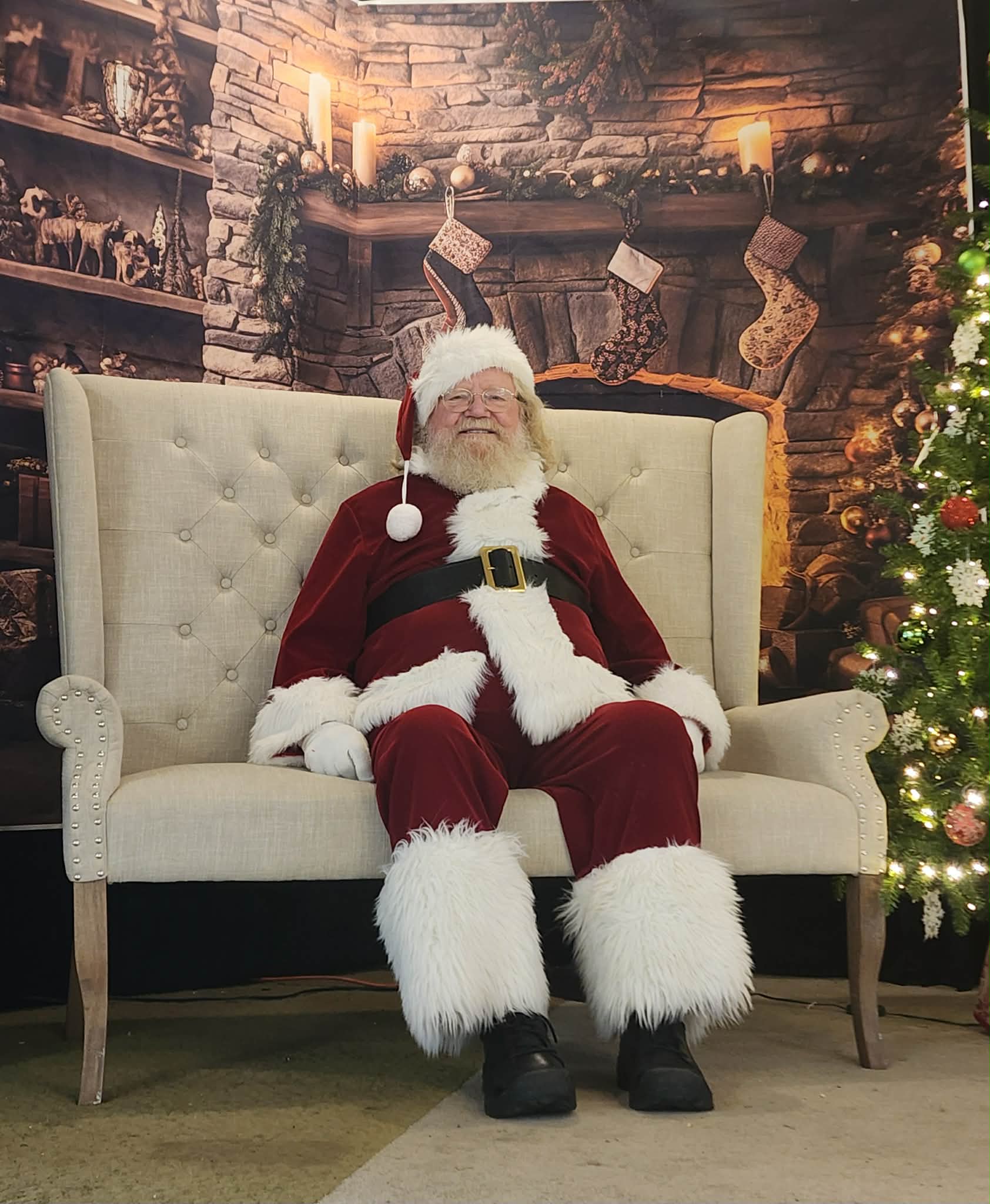 Santa visits Heffley Creek Community Hall